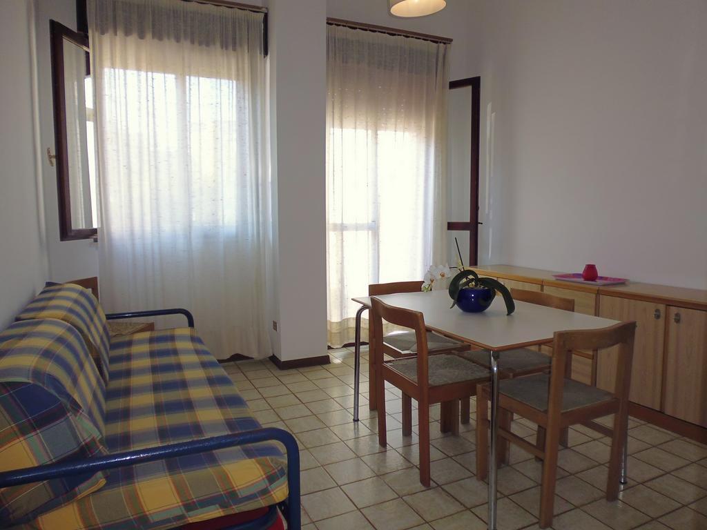 Residence Bagni Miramare Lido di Jesolo Room photo